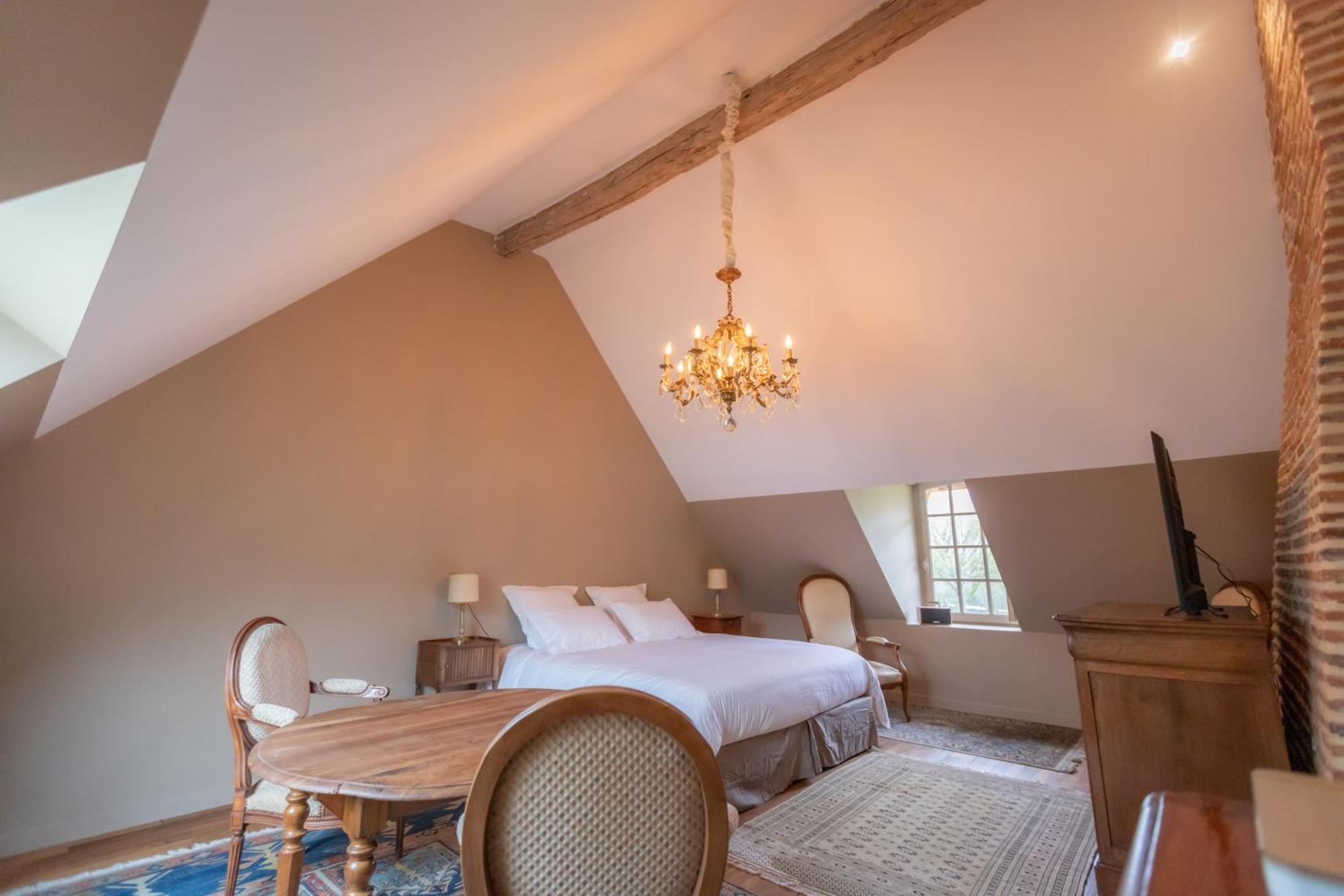 Domaine De Charnay - Charme Et Confort Dans Un Environnement D'Exception Vierzon Exterior photo